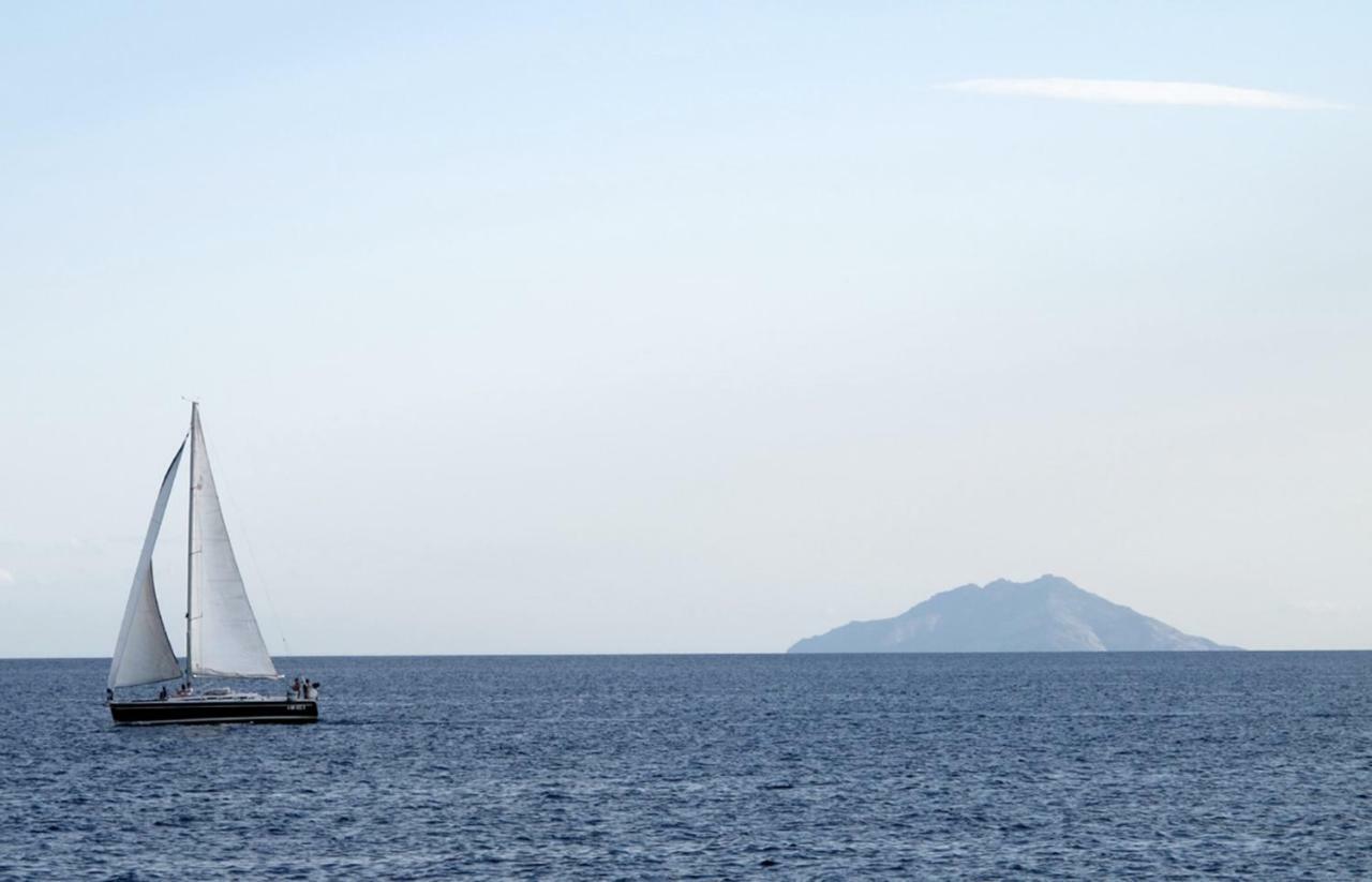 Isola D'Elba Come In Barca, A Un Tuffo Dal Mare Каполивери Экстерьер фото